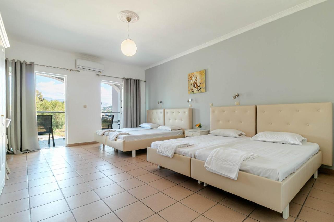 Porto Marina Aparthotel Гоувия Экстерьер фото