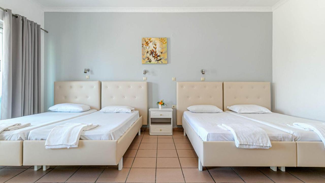 Porto Marina Aparthotel Гоувия Экстерьер фото